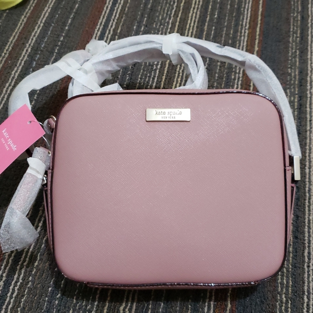 SOLD Katespade Newbury Crossbody bag
